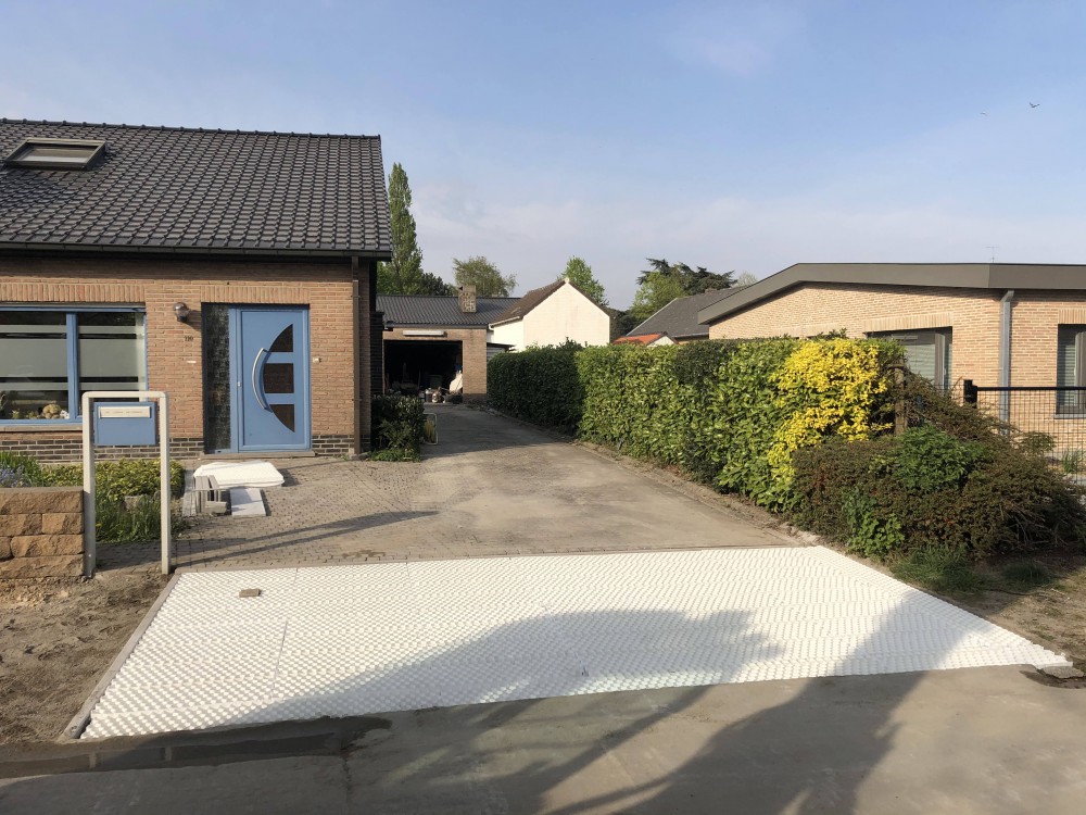 Opritten, terrassen & afsluitingen