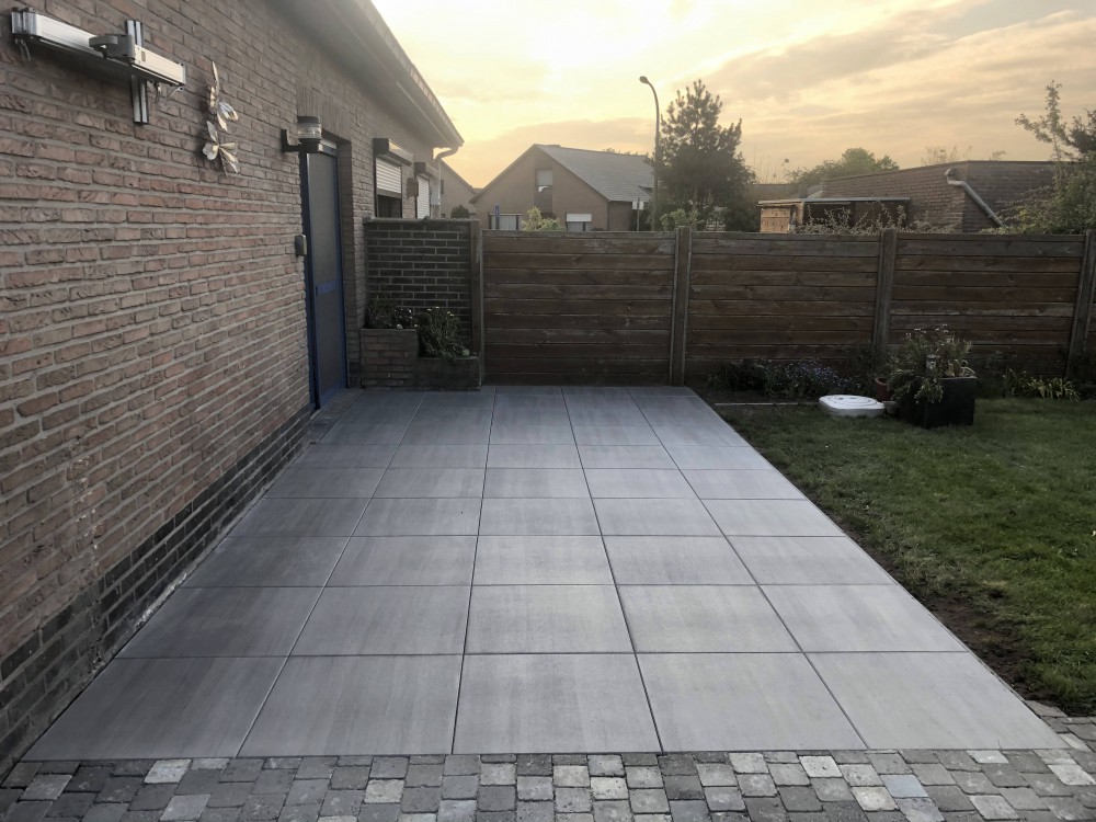 Opritten, terrassen & afsluitingen