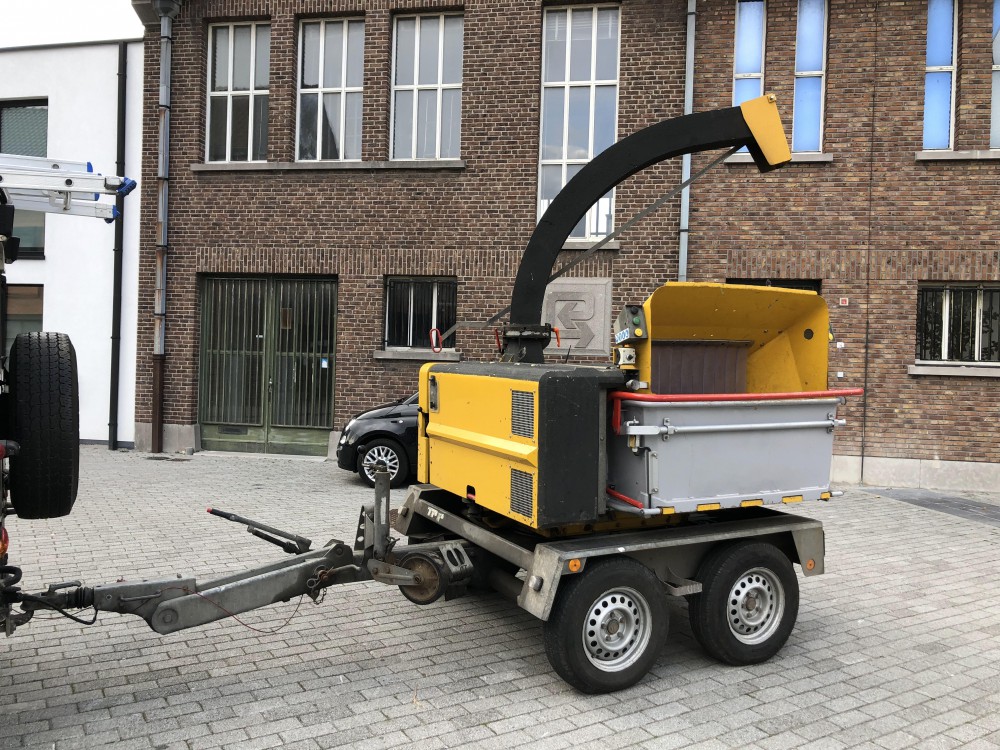 Verhuur van Hakselaar tot 24 cm 